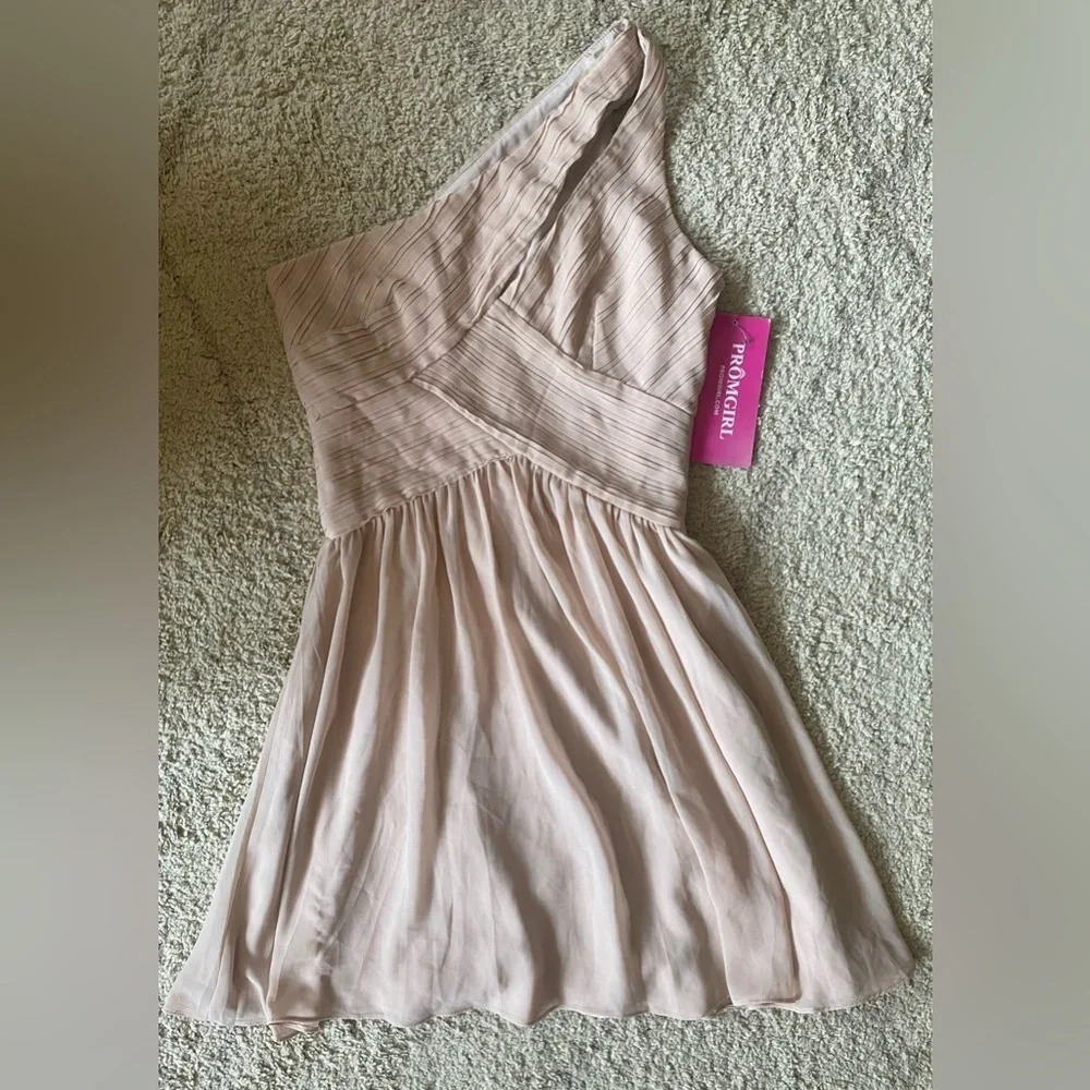 Minuet/PromGirl | Formal Dress | M [A16]